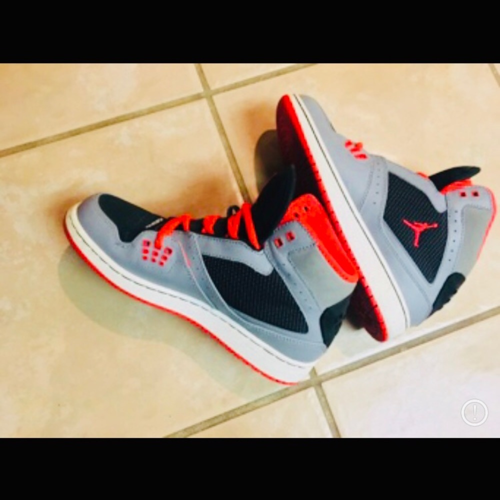 2012 AIR JORDAN 1 FLIGHTS